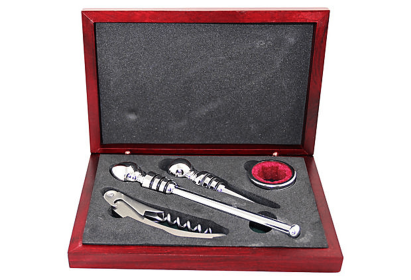 4-Piece Wine Set