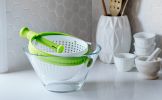 Spina | Easy-To-Use Salad Spinner | Non-Scratch, Nylon Spinning Colander with Collapsible Handle |  Green